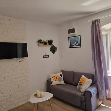 Apartments Tragurion Trogir Exterior photo