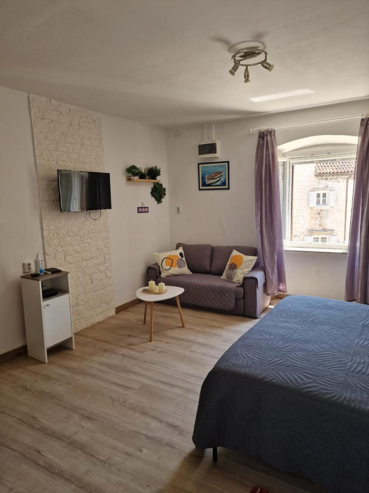 Apartment Tragurion Trogir